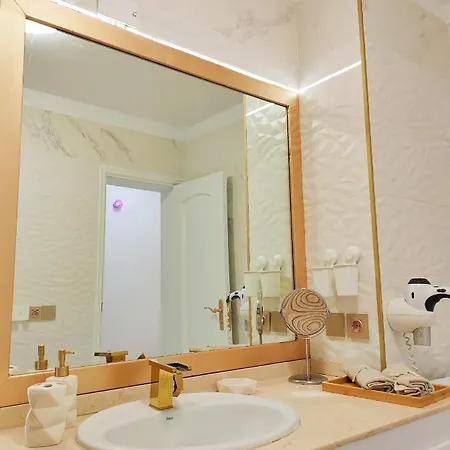 Golden Paradise, Excelentes Vistas, Piscina Climatizada, Fast Wifi, Albatros Park 公寓