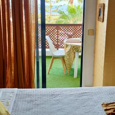 Golden Paradise, Excelentes Vistas, Piscina Climatizada, Fast Wifi, Albatros Park 公寓