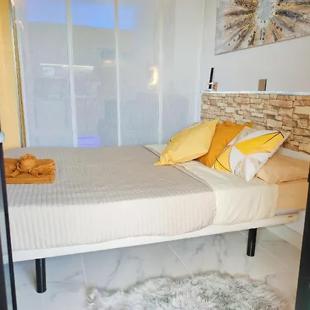 公寓 Golden Paradise, Excelentes Vistas, Piscina Climatizada, Fast Wifi, Albatros Park