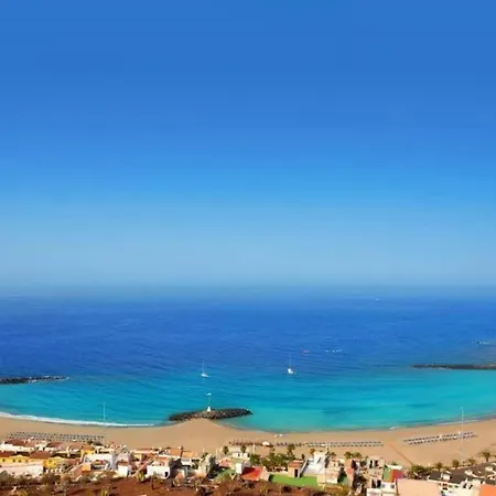 Golden Paradise, Excelentes Vistas, Piscina Climatizada, Fast Wifi, Albatros Park 公寓